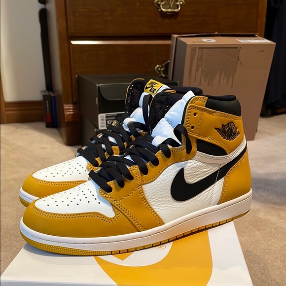 Nike Other - Air Jordan 1 Retro High
